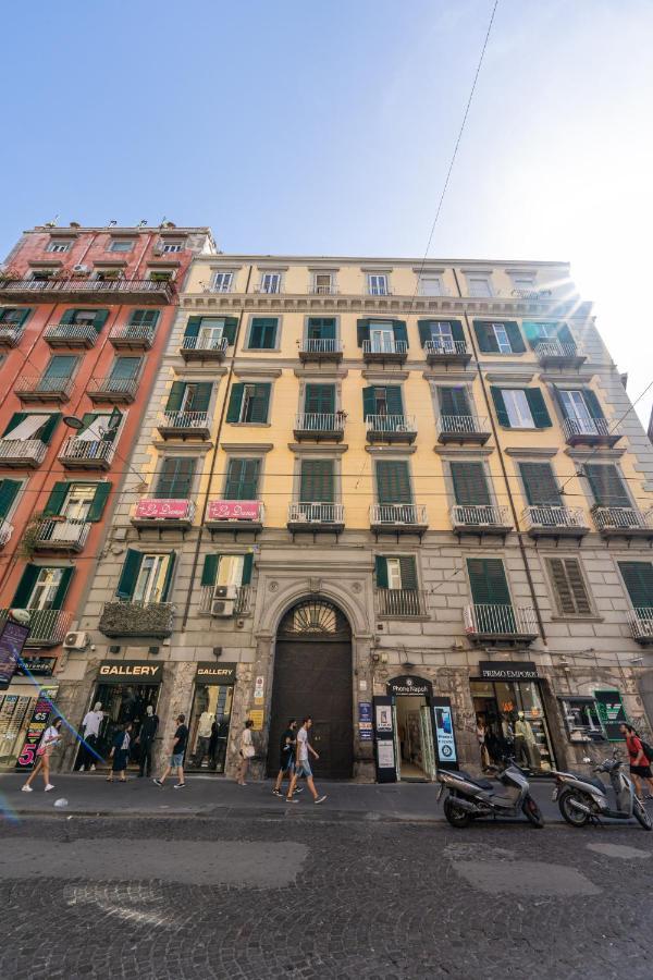 Appartamento Via Toledo 55 - Palazzo Della Porta Neapel Exterior foto